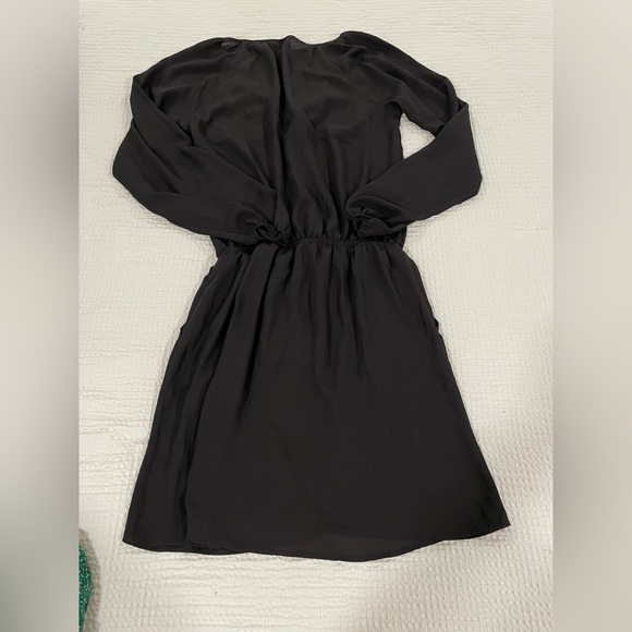 Express women’s black knee length dress size small - Picture 3 of 3